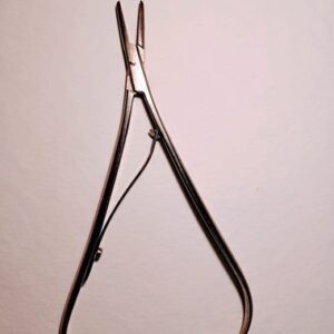 Pinça Hemostática de Mathieu